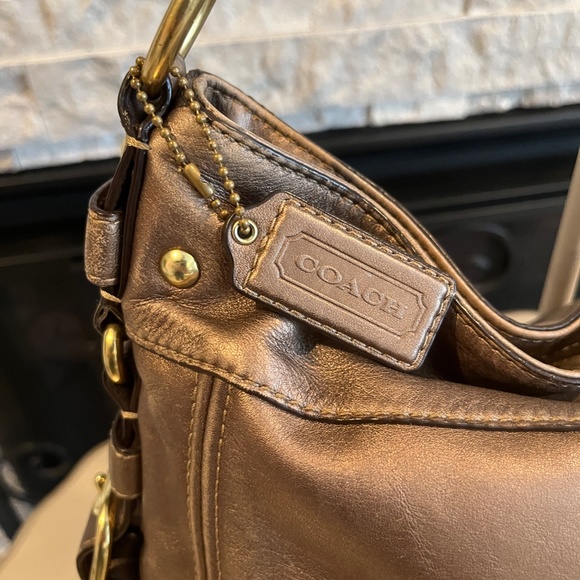 Vintage Coach Zoe Purse Shoulder Bag with Dustbag - Picture 8 of 16